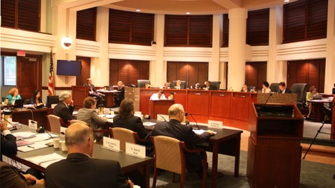 ผู้ประกอบการเวียดนามและสหรัฐคัดค้านการเก็บภาษีป้องกันการคุ้มครองราคากุ้งนำเข้าจากเวียดนาม